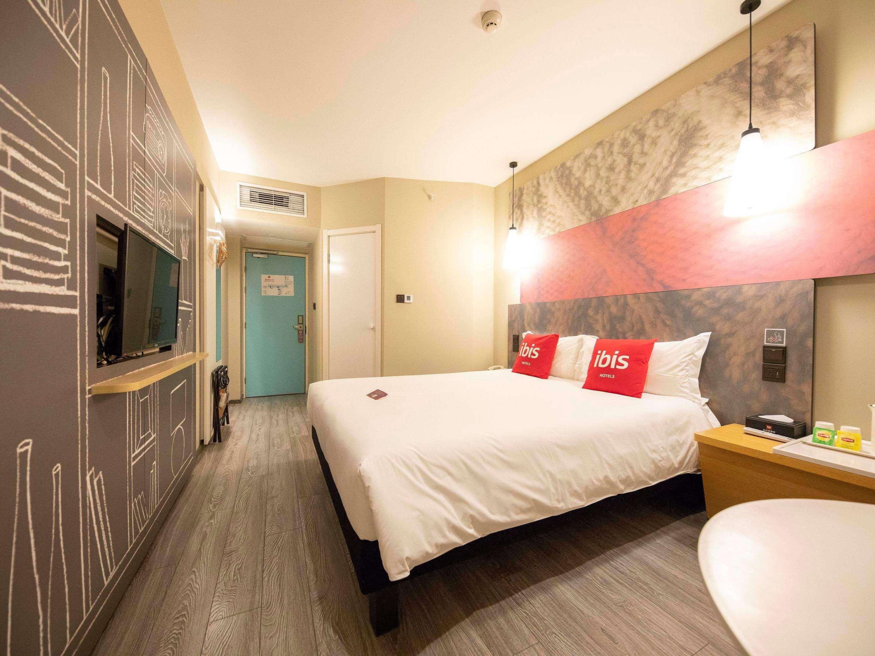 ไอบิส เทียนจิง เถอต้า Hotel เทียนจิน ภายนอก รูปภาพ