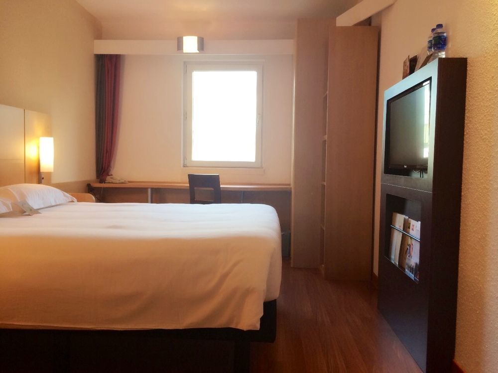 ไอบิส เทียนจิง เถอต้า Hotel เทียนจิน ภายนอก รูปภาพ