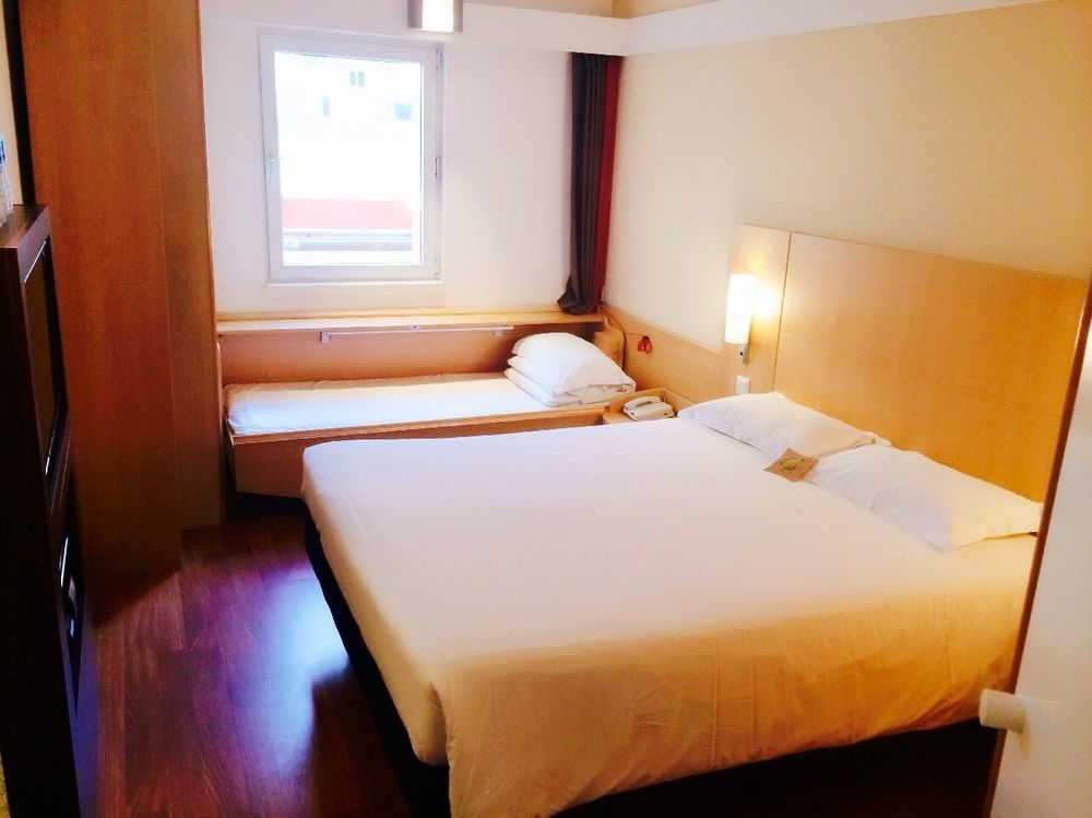 ไอบิส เทียนจิง เถอต้า Hotel เทียนจิน ภายนอก รูปภาพ