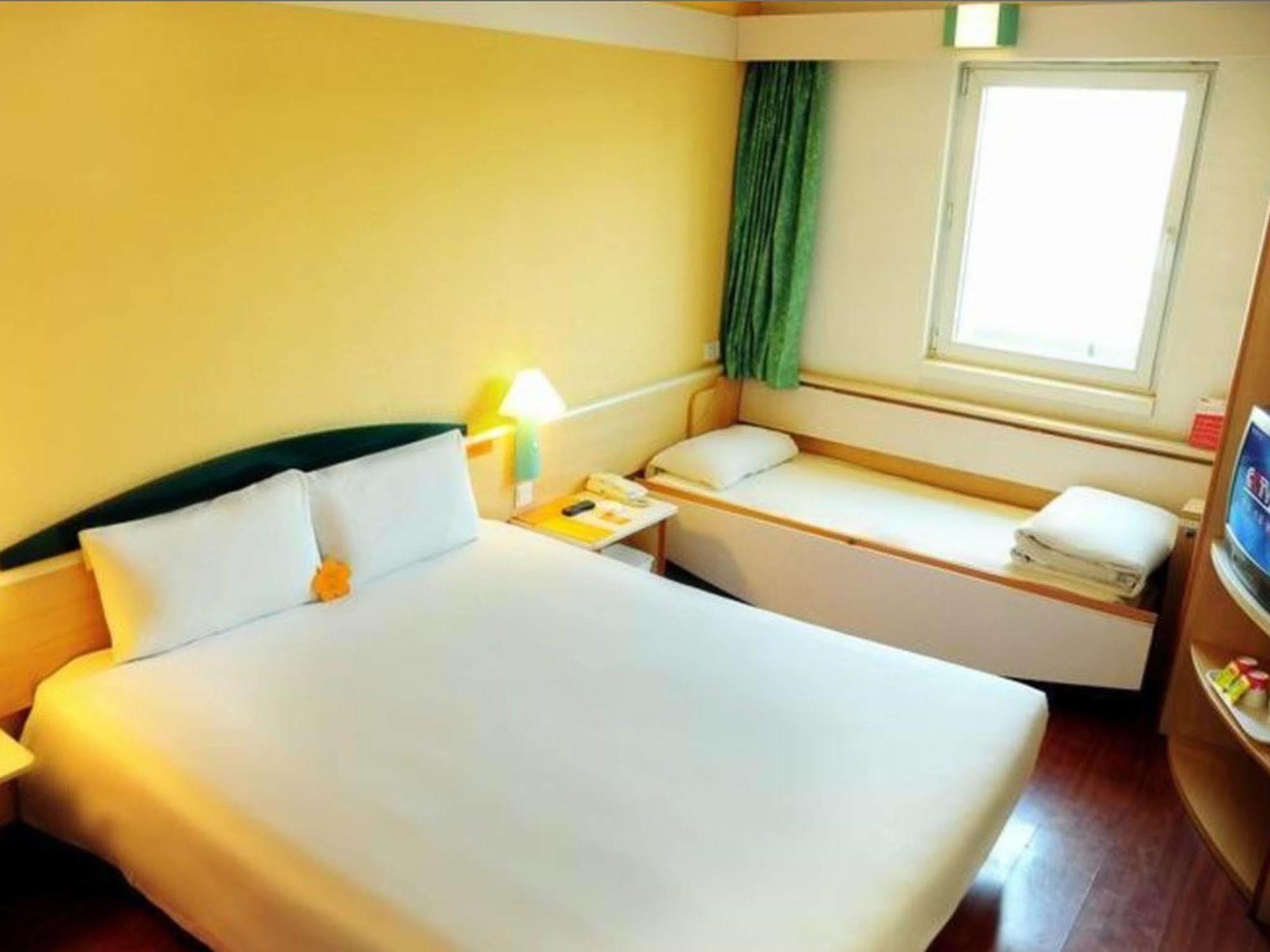 ไอบิส เทียนจิง เถอต้า Hotel เทียนจิน ภายนอก รูปภาพ